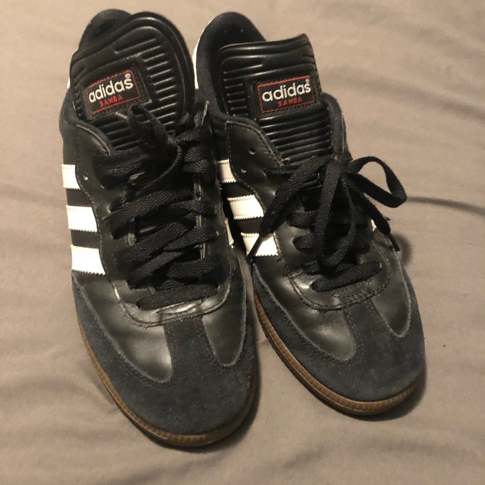 Barely worn Adidas Sambas men’s 8 / women’s 10